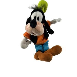 Disney Parks Goofy Plush 12 Inch Walt Disney World Classic Character Stuffed Toy